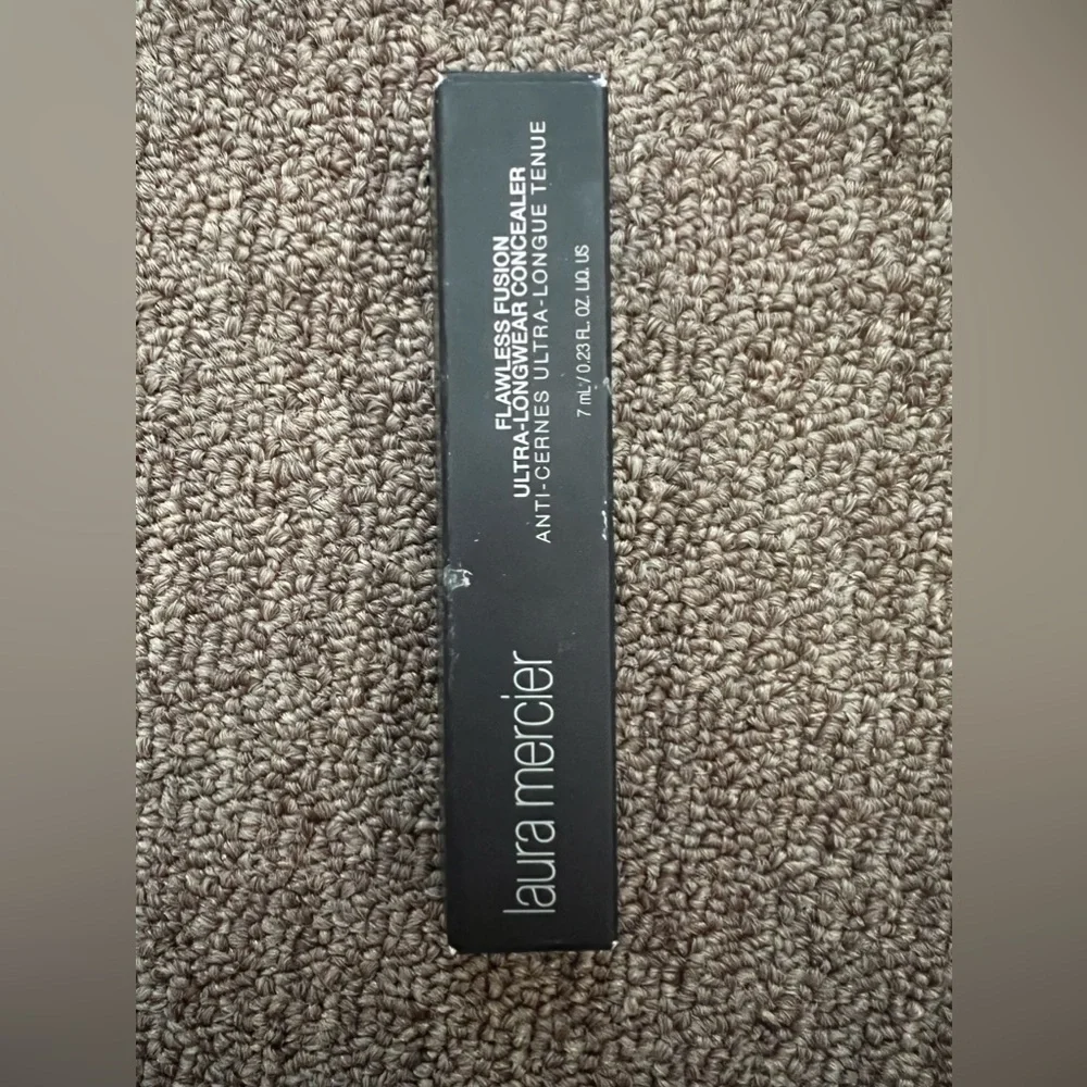 Laura Mercier ultra-longwear concealer 6W BRAND NEW WITH THE BOX